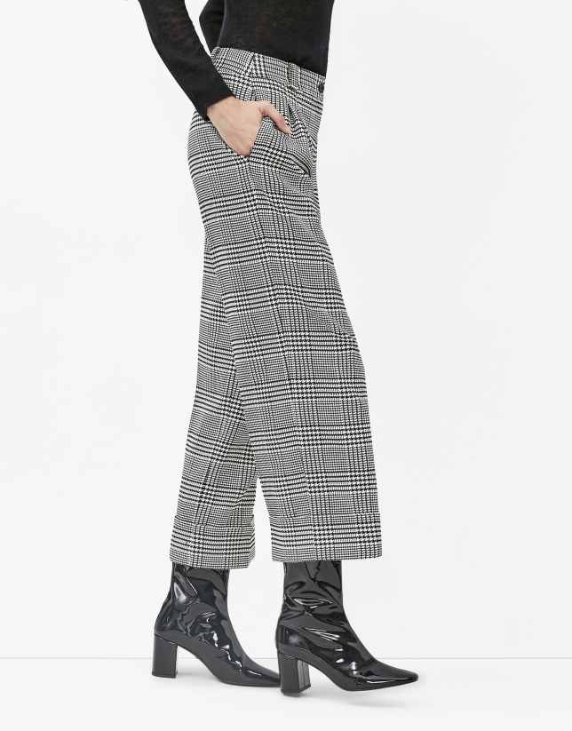 Hounds tooth culottes