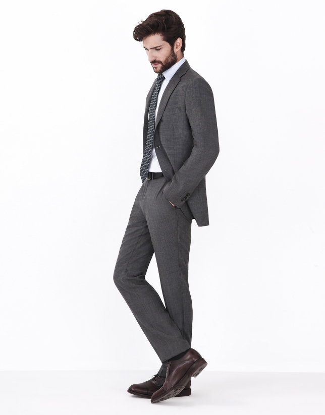 Gray hounds tooth suit