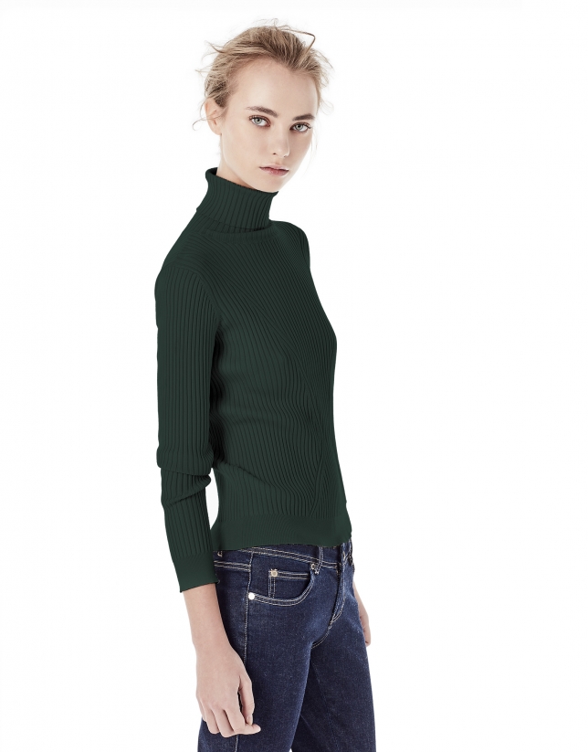 Green ribbed sweater