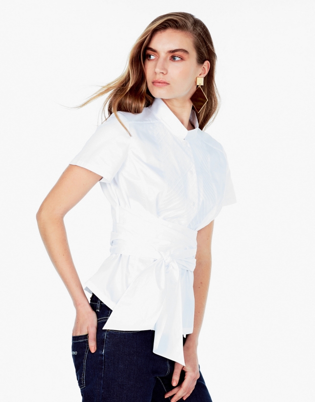 White shirt with bow