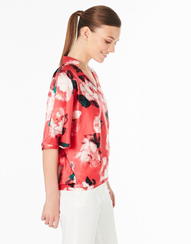 Loose floral print shirt