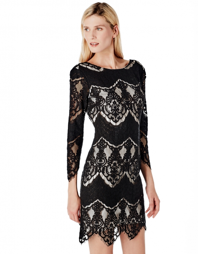 Black lace dress with contrasting lining