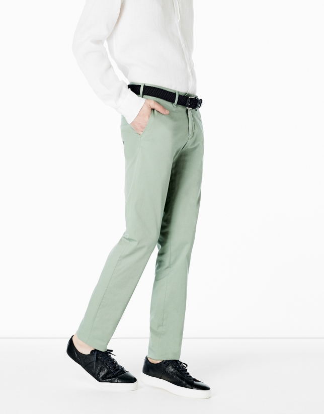 Pantalón chino verde claro