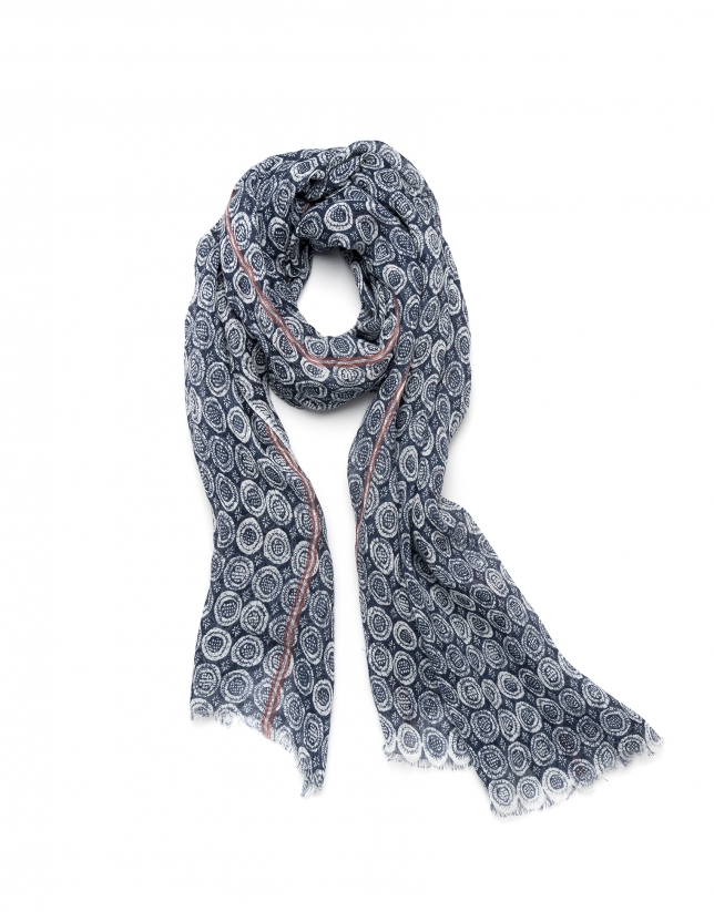 Blue and white geometric print scarf
