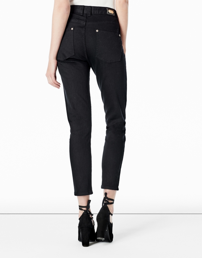 Black pants with 5 pockets