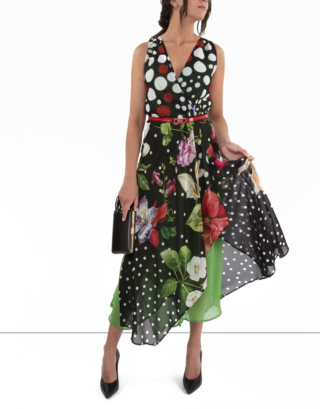 Dress with polka dots and flowers and green lining