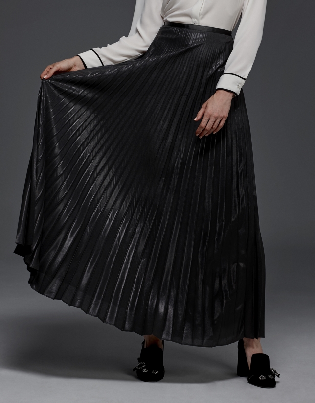 Long pleated party skirt