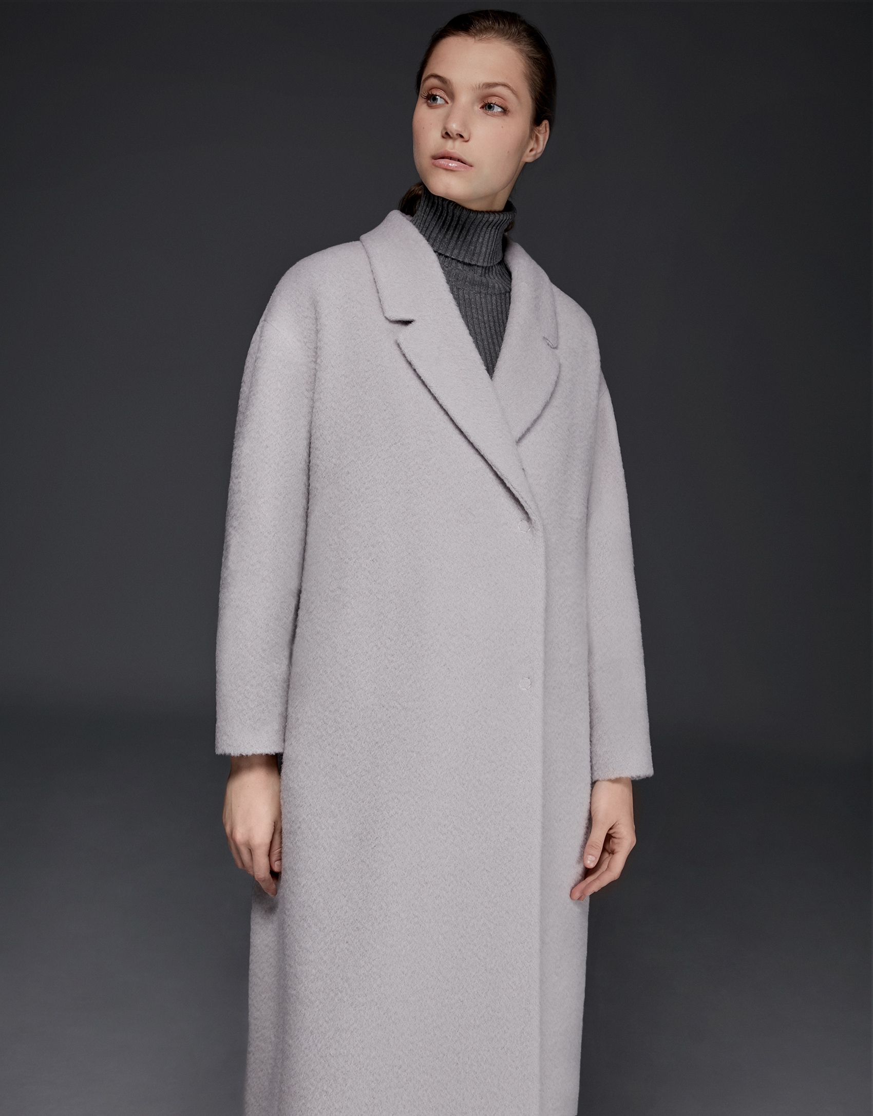 Abrigo de lana, alpaca y mohair beige Mujer Roberto Verino