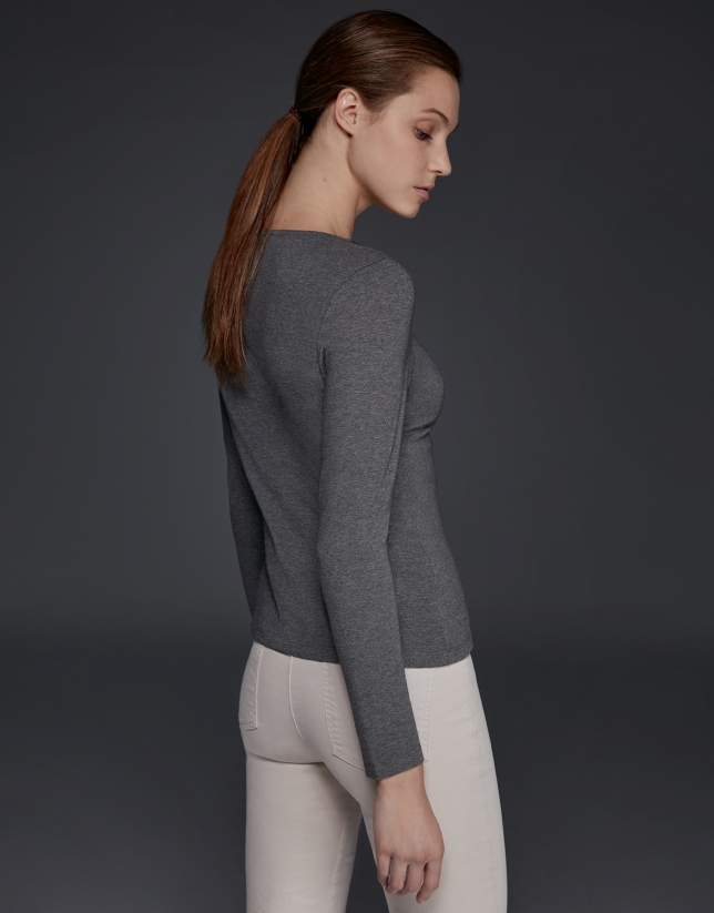 Gray long-sleeved top with spread collar