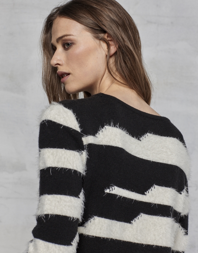 Black/white striped sweater