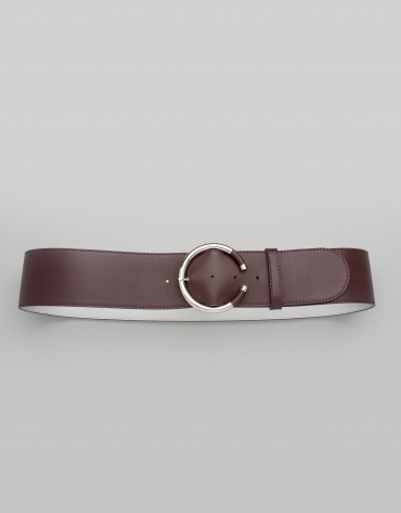 Burgundy wide leather belt with lined buckle