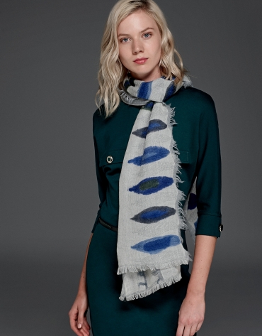 Foulard lana gris motivos azules