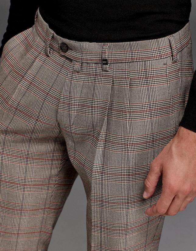 Red/Beige glen plaid pants with darts