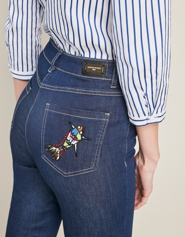 Cigarette jeans with patch