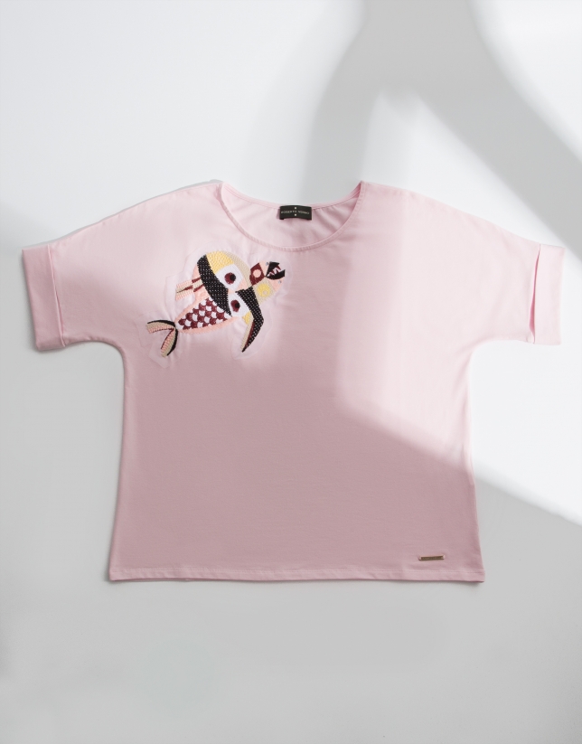 Camiseta rosa pez