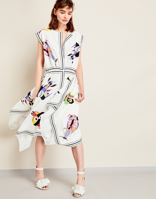 Flowing dress with fish print 