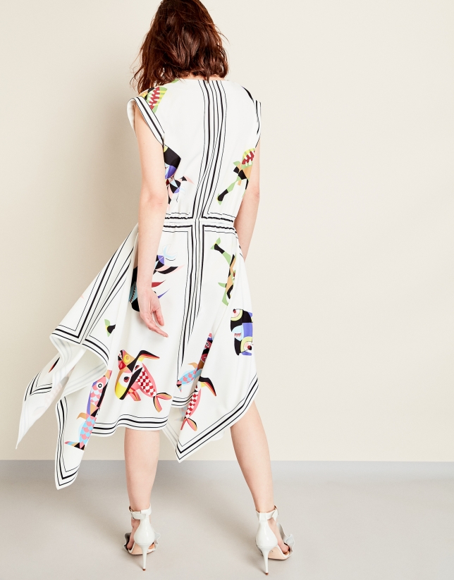 Flowing dress with fish print 