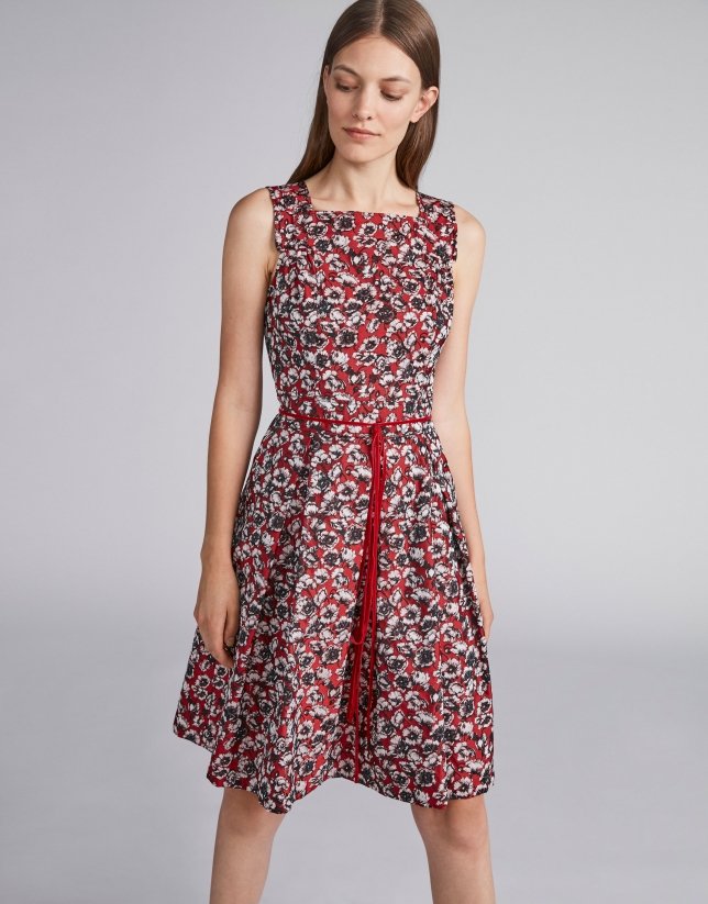 Burgundy midi dress with floral print