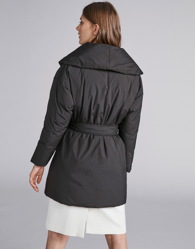 Black oversize ski jacket