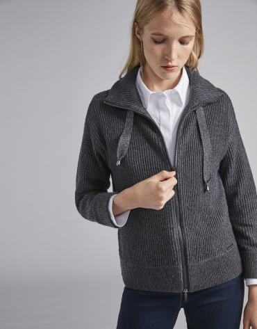 Gray jacket with stovepipe collar and zipper