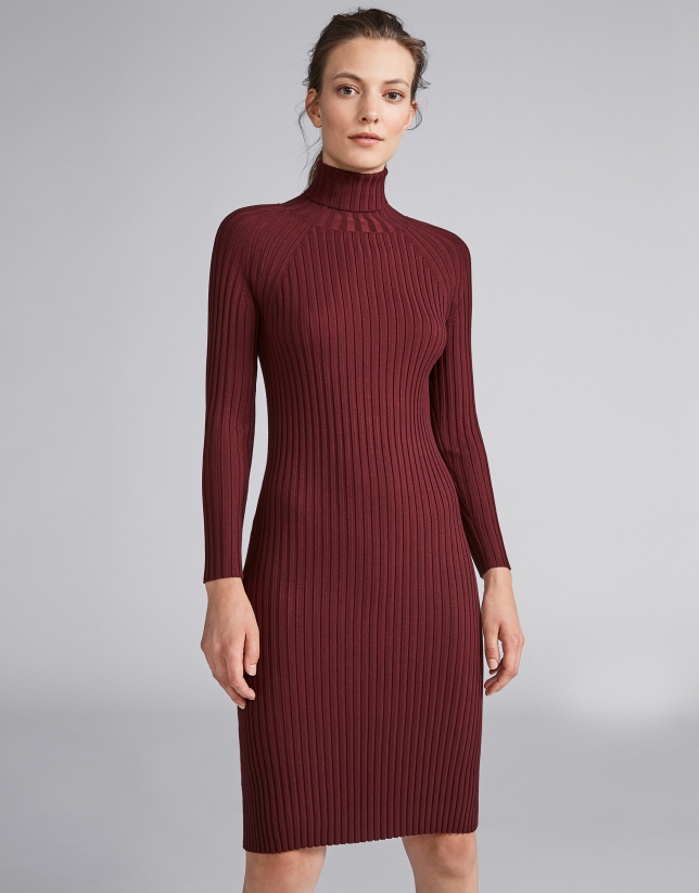 Burgundy ribbed knit dress