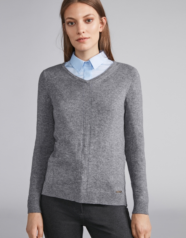Marengo gray, V-neck sweater