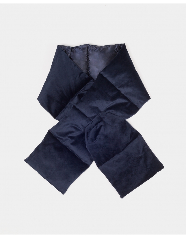Navy blue quilted scarf