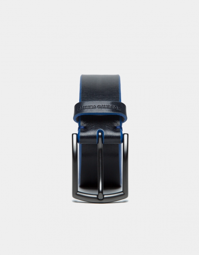 Cinturón liso negro con lujado azulón