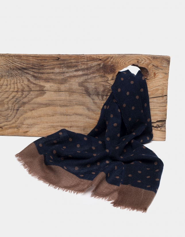 Foulard with mink-colored polka dots