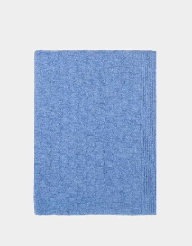 Bufanda de lana con estructura de cuadros en color azul claro