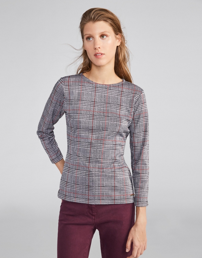 Gray and red knit glen plain top