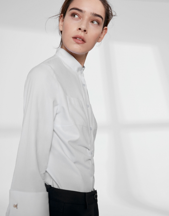 White shirt with mao collar and flounce