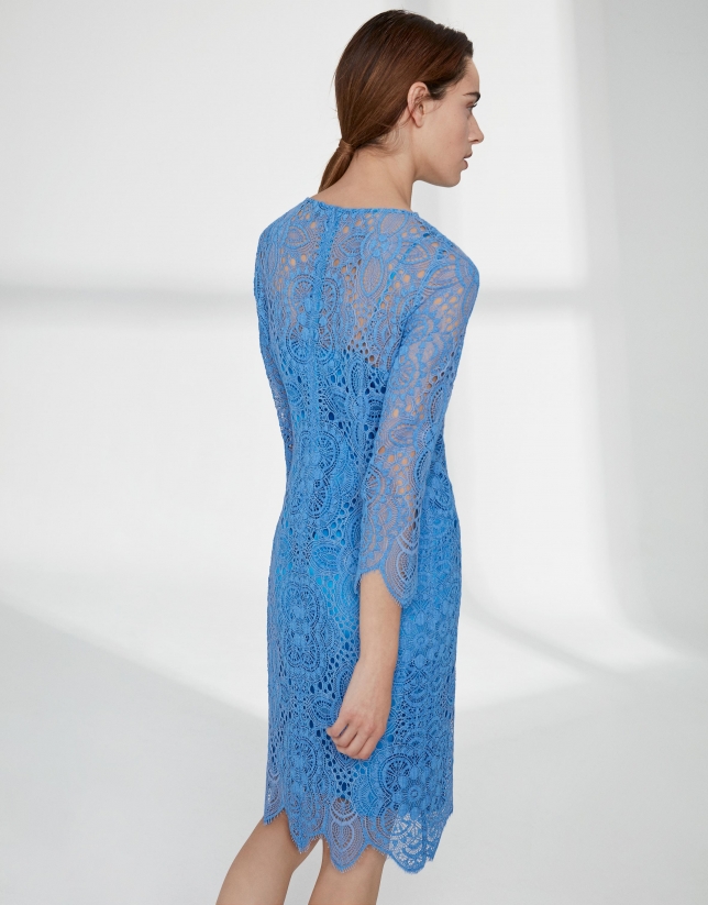 Ultramarine blue midi-dress with lace