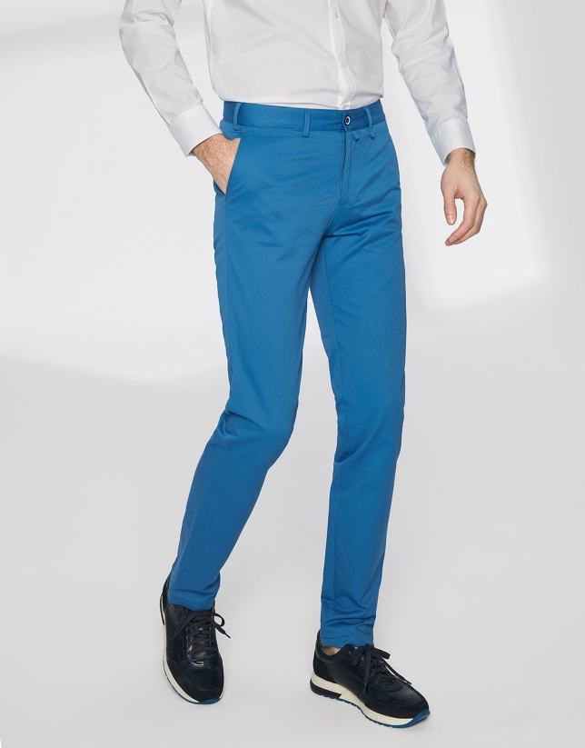 Pantalón chino básico algodón azulón