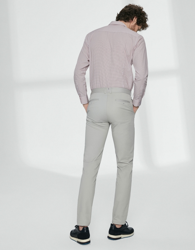 Pantalón chino básico algodón gris claro