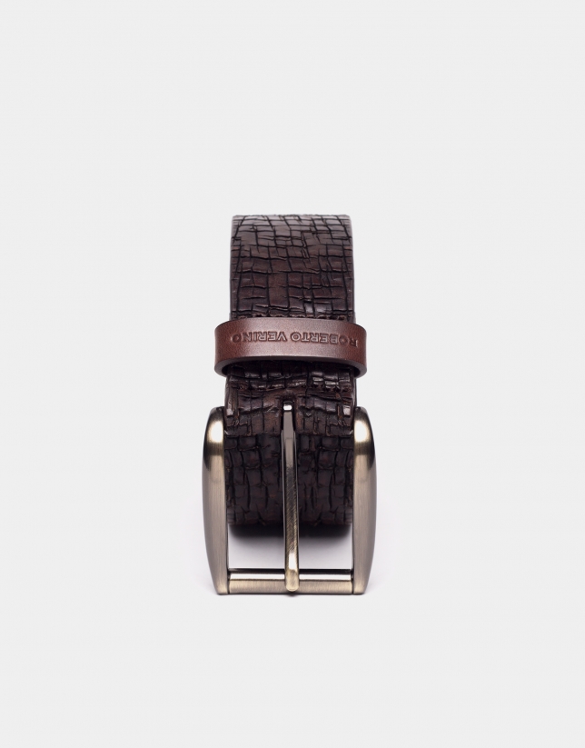 Cinturón grabado marrón