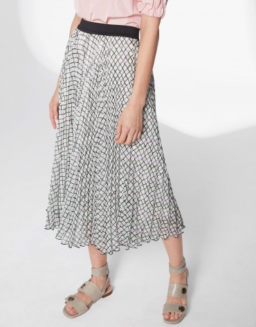 Pastel checked, long pleated skirt