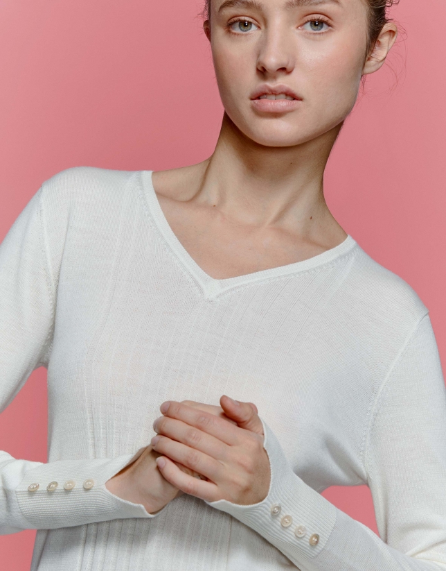 Ivory wool sweater with V-neck