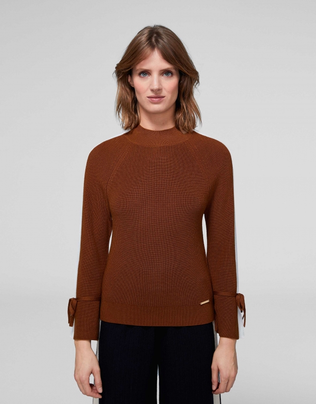 Hazel sweater with bell-shaped sleeves