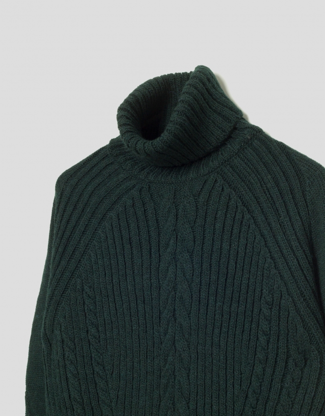 Green oversize sweater