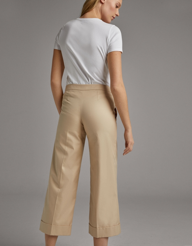 Vanilla wide-leg pants with high waist