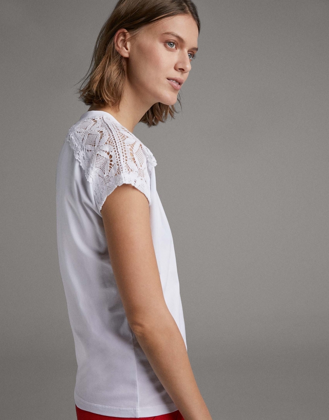 Beige short-sleeve top with chantilly lace