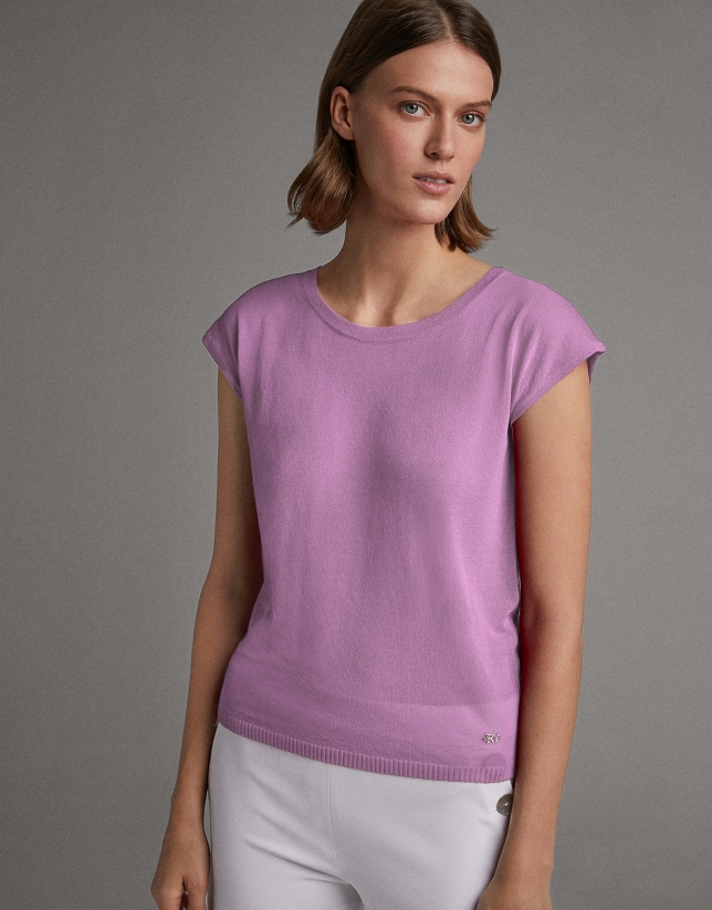Pink sweater with dropped sleeves