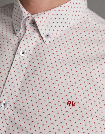 Camisa sport estampado puntos rojos
