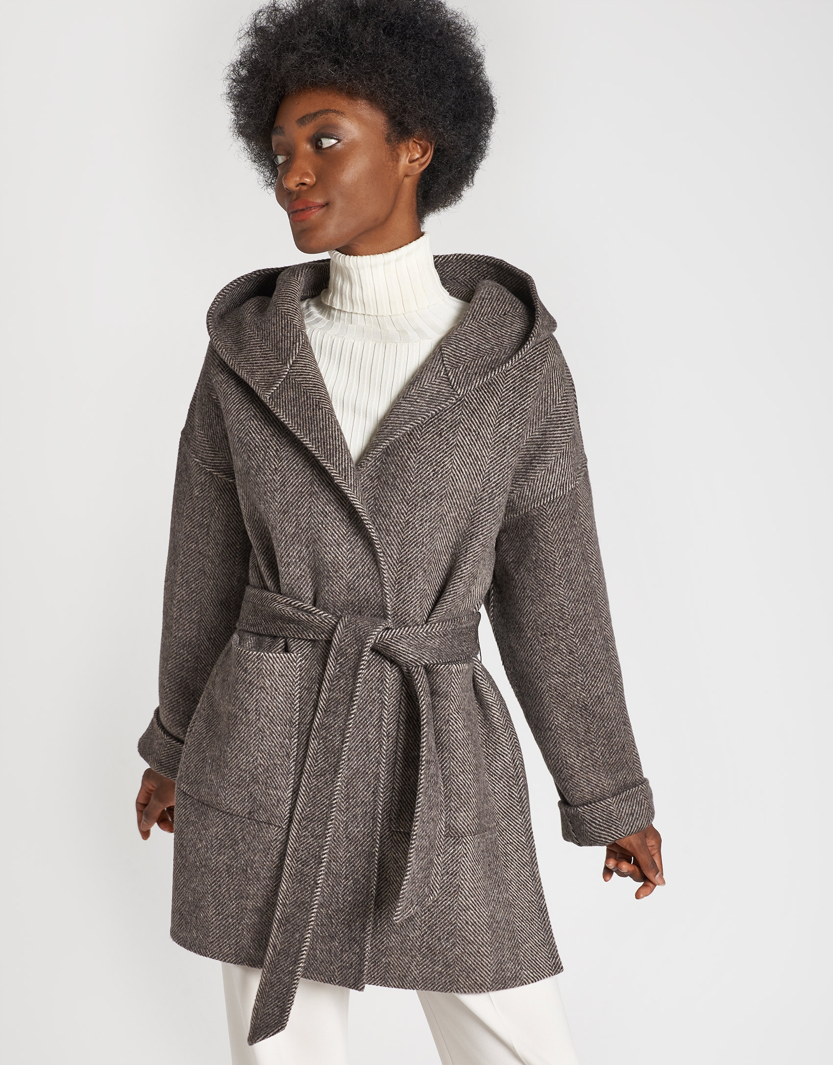Brown herringbone wool short coat Woman Roberto Verino