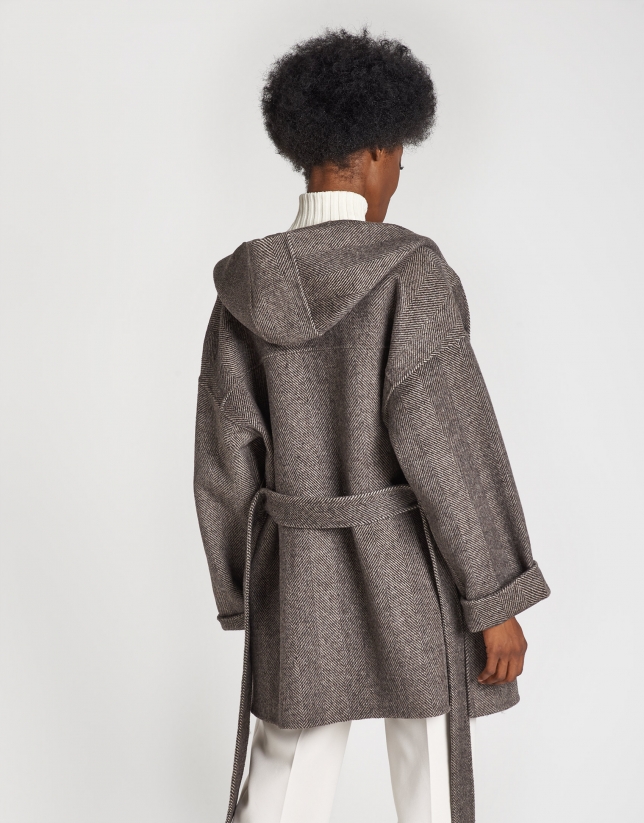 Abrigo corto de lana espiga marrón