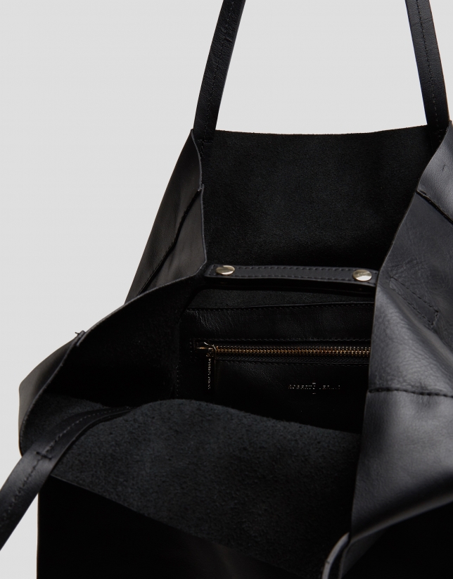 Black leather Megan shopping bag