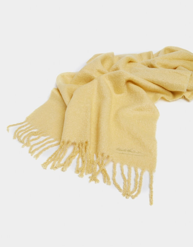 Light yellow wool scarf