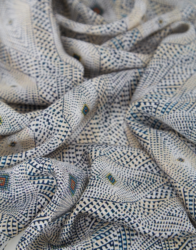 Pañuelo seda geométrico azules
