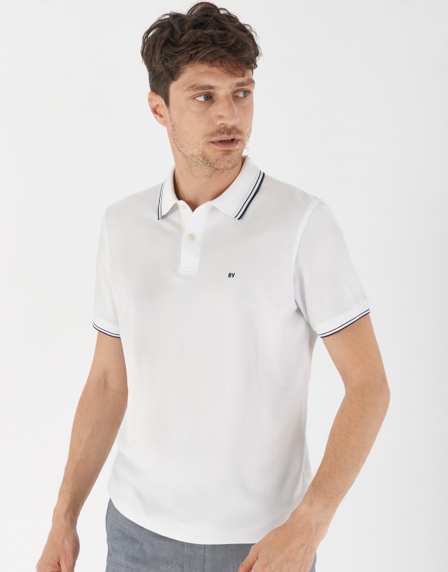 White pique cotton polo shirt with navy blue outlines
